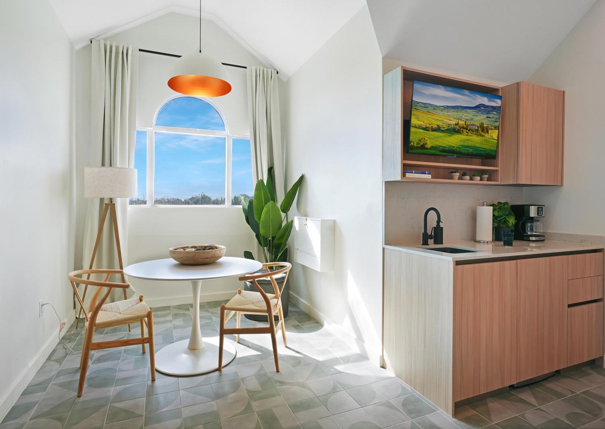 Cobalt Coast Resort West Bay Eksteriør billede